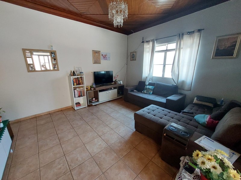 bcdf15ed-2094-4618-beda-07f914ae5898.jpg